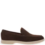 Ανδρικό loafer Isaac Roma σε ταμπά suede χρώμα, πλαϊνή όψη